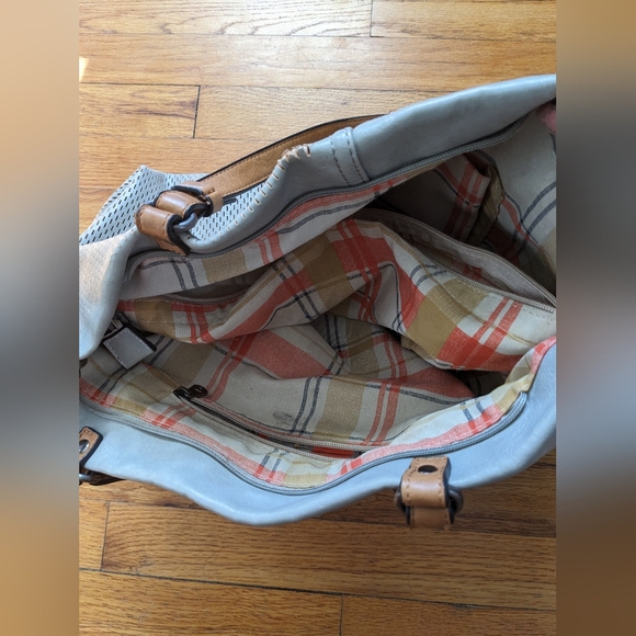 Beige shoulder strap purse - Picture 4 of 6